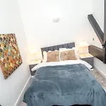 Stays, 2br Family & Contractors *