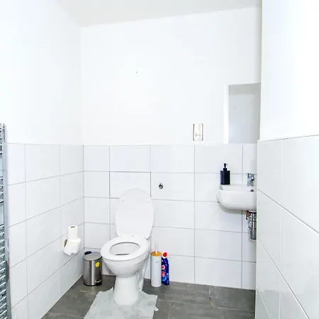 Apartament Stays, 2br Family & Contractors *