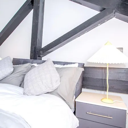 Apartament Stays, 2br Family & Contractors *