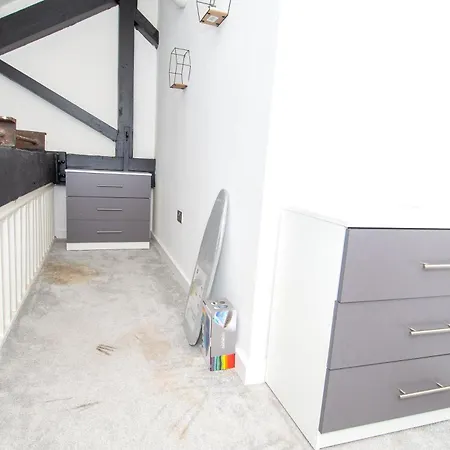 Apartament Stays, 2br Family & Contractors *