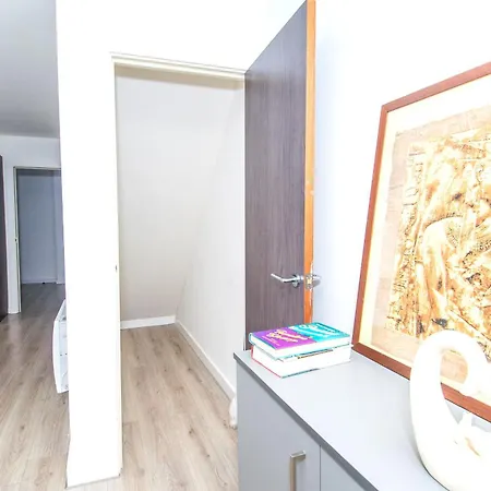 Stays, 2br Family & Contractors Bradford (West Yorkshire)