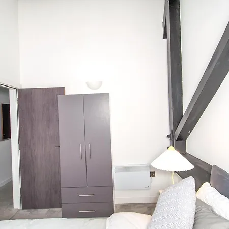 Apartament Stays, 2br Family & Contractors *