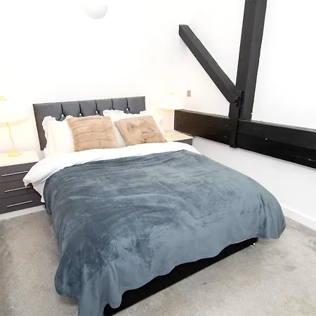 Stays, 2br Family & Contractors Bradford (West Yorkshire)