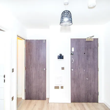 Stays, 2br Family & Contractors Bradford (West Yorkshire)