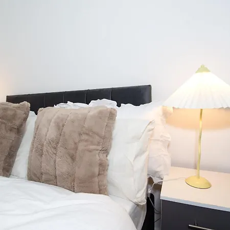 Apartament Stays, 2br Family & Contractors Bradford (West Yorkshire)