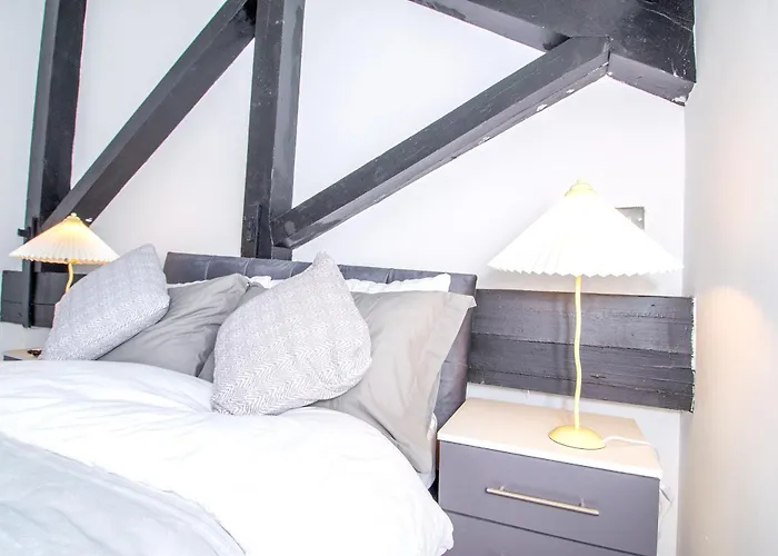 Apartament Stays, 2br Family & Contractors *