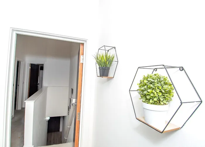 Stays, 2br Family & Contractors Апартаменты Брадфорд