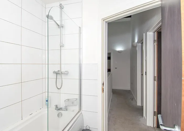 Апартаменты Stays, 2br Family & Contractors *