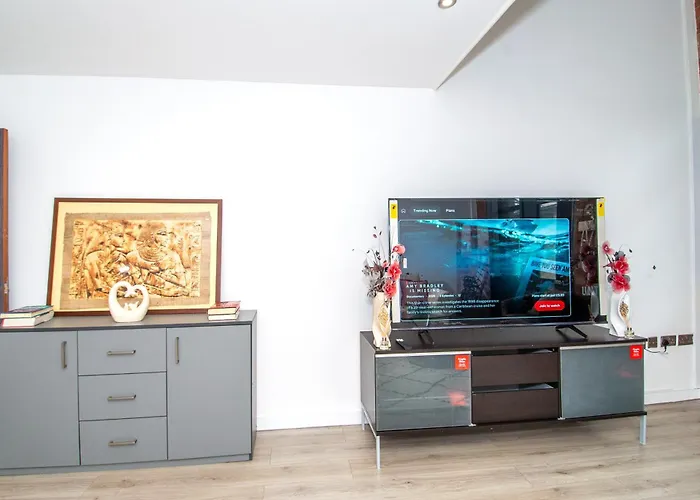 Stays, 2br Family & Contractors *