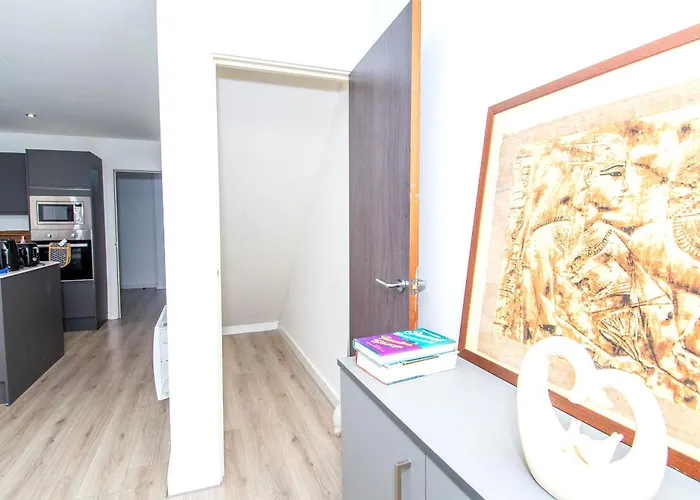 Stays, 2br Family & Contractors Bradford (West Yorkshire)