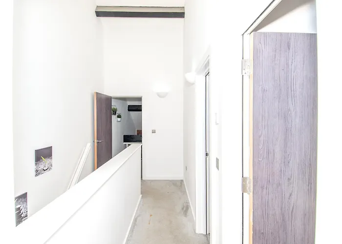 Stays, 2br Family & Contractors Apartment Bradford (West Yorkshire)