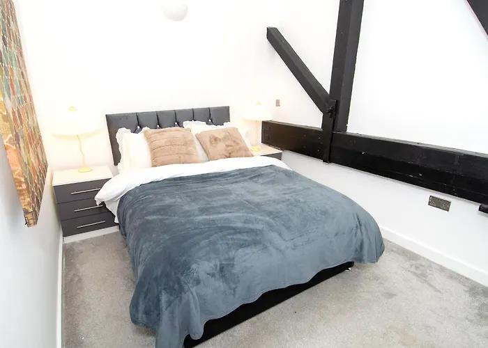 Stays, 2br Family & Contractors Bradford (West Yorkshire)