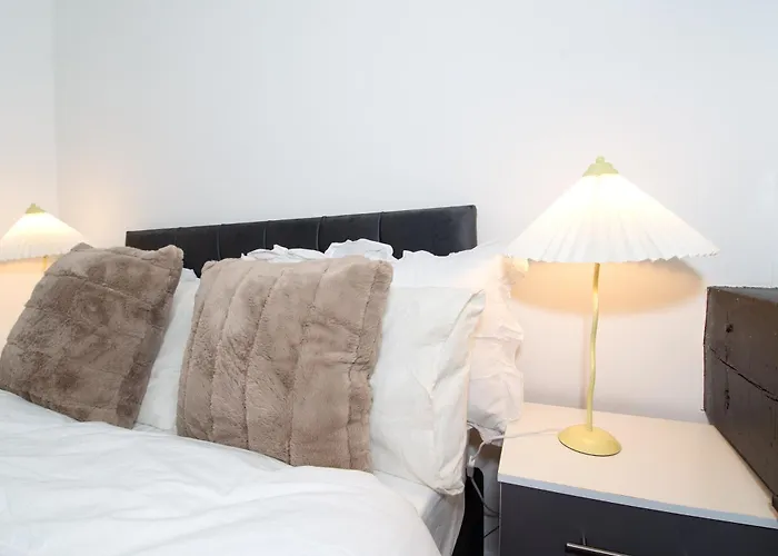 Апартаменты Stays, 2br Family & Contractors Брадфорд