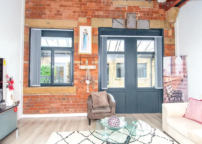 Stays, 2br Family & Contractors Apartment Bradford (West Yorkshire)
