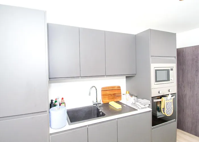 Stays, 2br Family & Contractors Apartament *