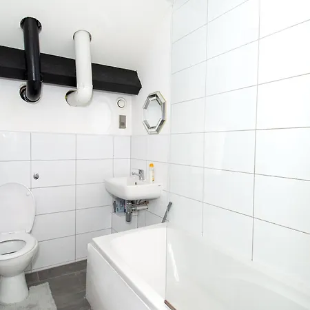 Stays, 2br Family & Contractors *