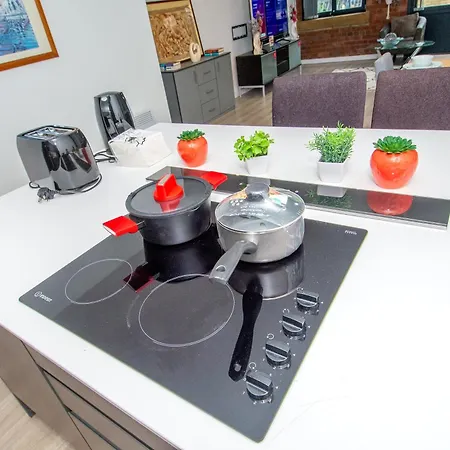 Stays, 2br Family & Contractors